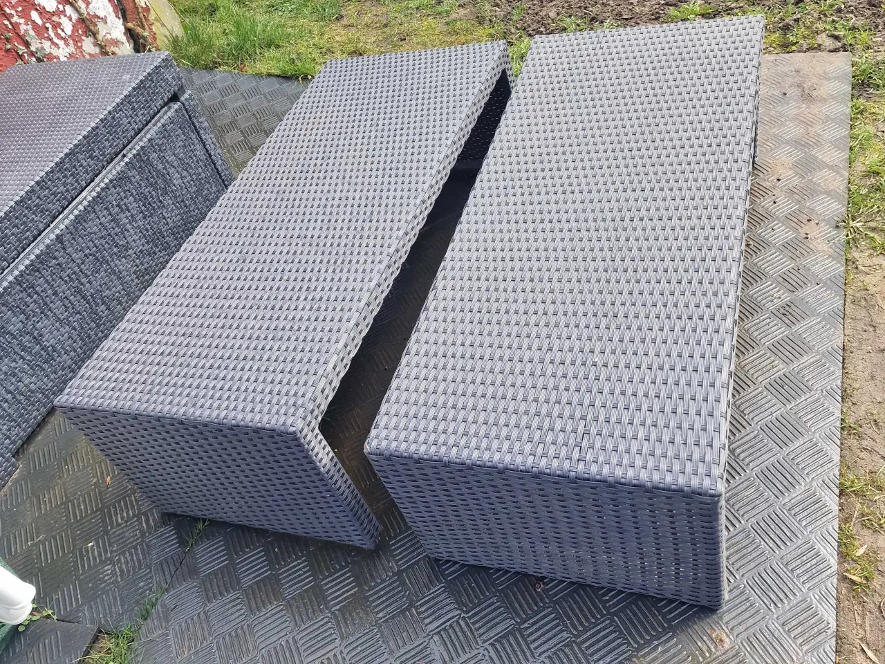 Billede 1 - Havebord 2stk