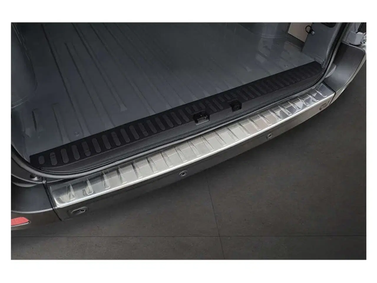 Billede 1 - Læssekantbeskytter Master III 2010-2024 Lang- Stål