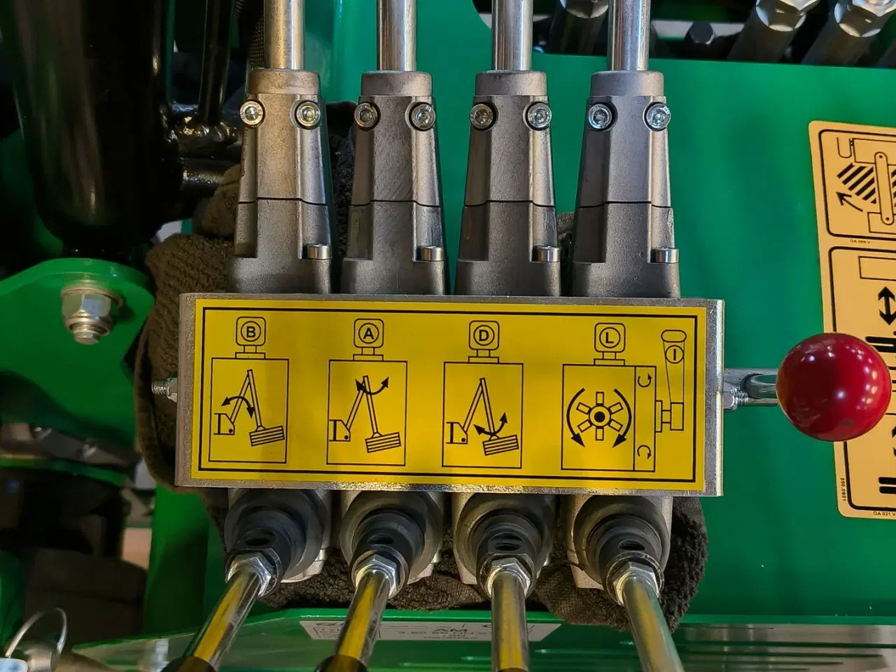 Billede 4 - GEO Armklipper Egen hydraulik - inkl hækklipper 180cm