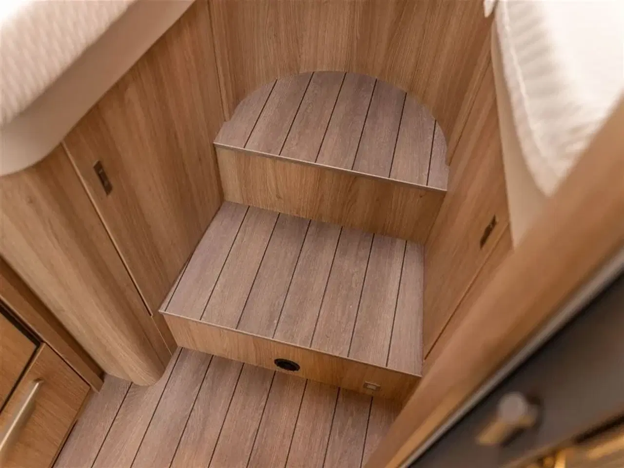 Billede 23 - 2017 - Knaus Sky TI 650 MEG Platinum Selection   Topmodel f