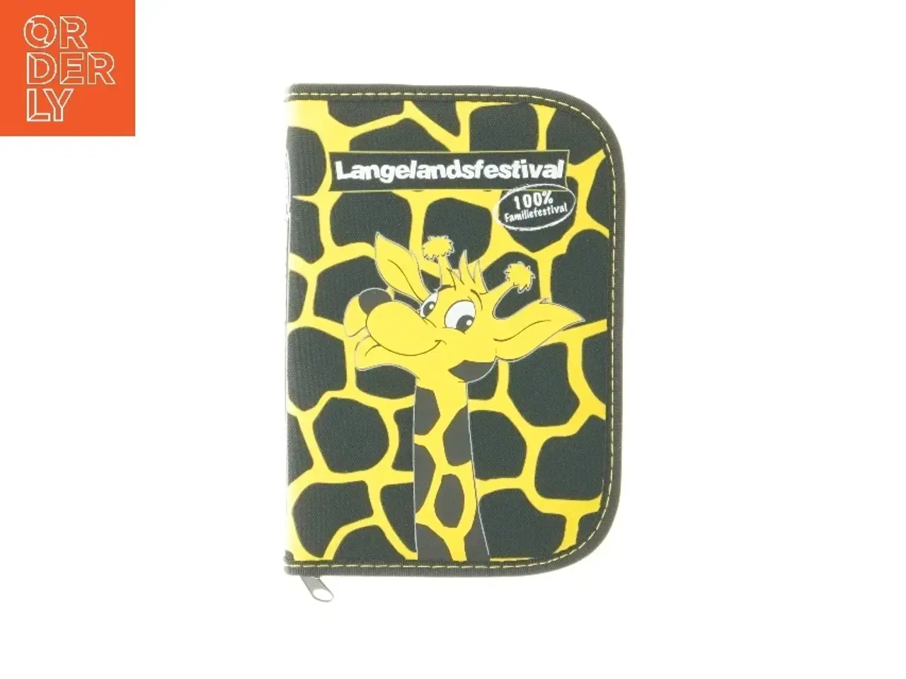 Billede 1 - Pung med girafmotiv fra Langelandsfestival (str. 19x13x2,5 cm)