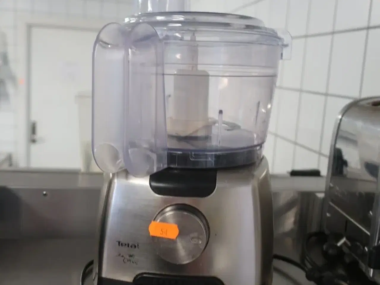 Billede 3 - Brødrister, 2 stk. vægte samt blender