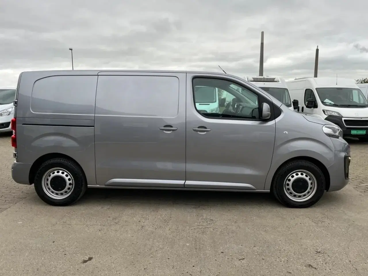 Billede 5 - Peugeot e-Expert 75 L2 Premium Van