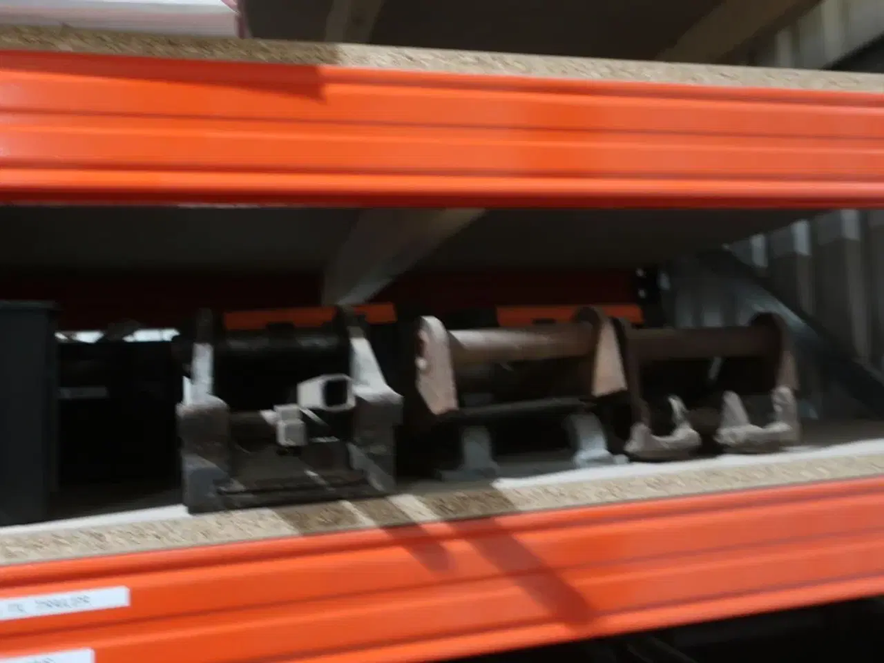 Billede 12 - Lagerreol med div. Værktøj og varelager