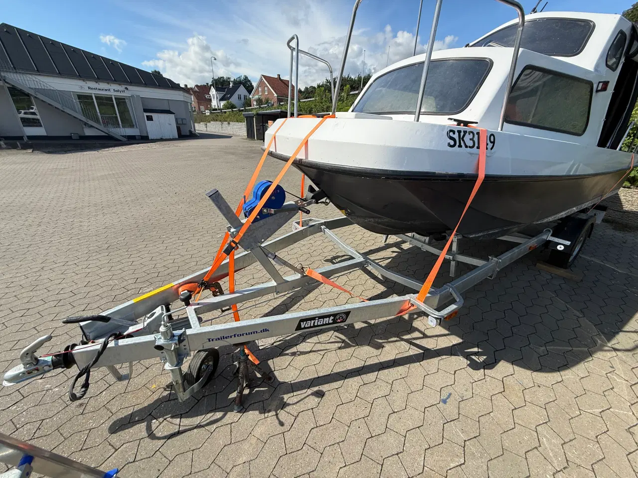 Billede 4 - Pilot 520 kabinebåd med 60 HK Mariner og trailer