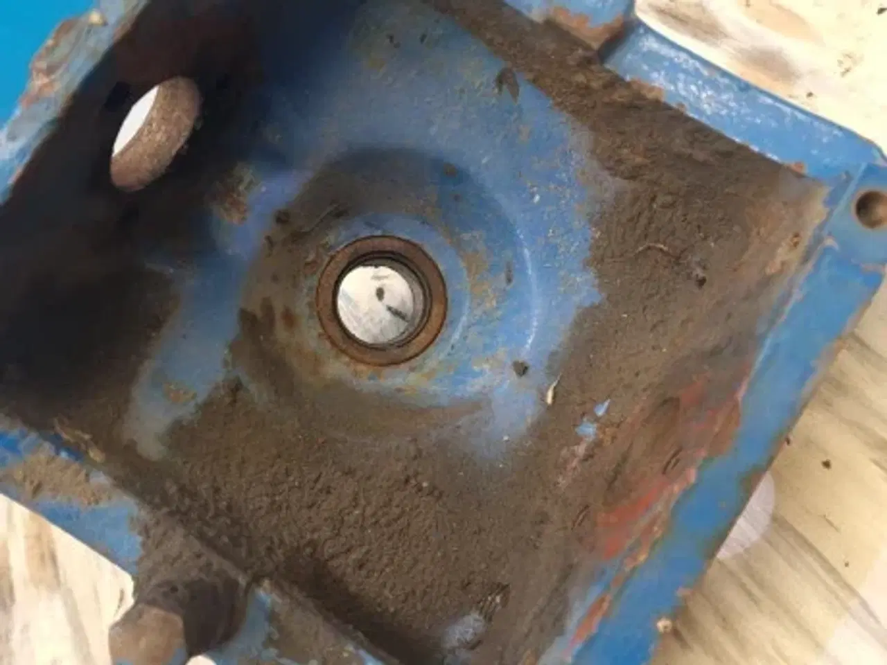 Billede 6 - Ford 6610 Holder R. 4472351219 APL325