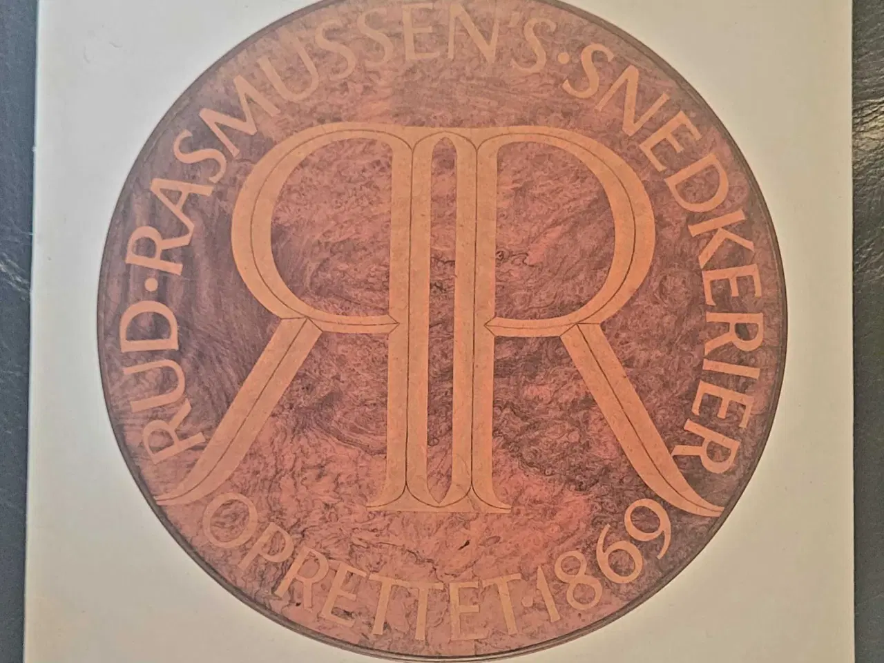 Billede 1 - Danske snedkermøbler gennem 125 år