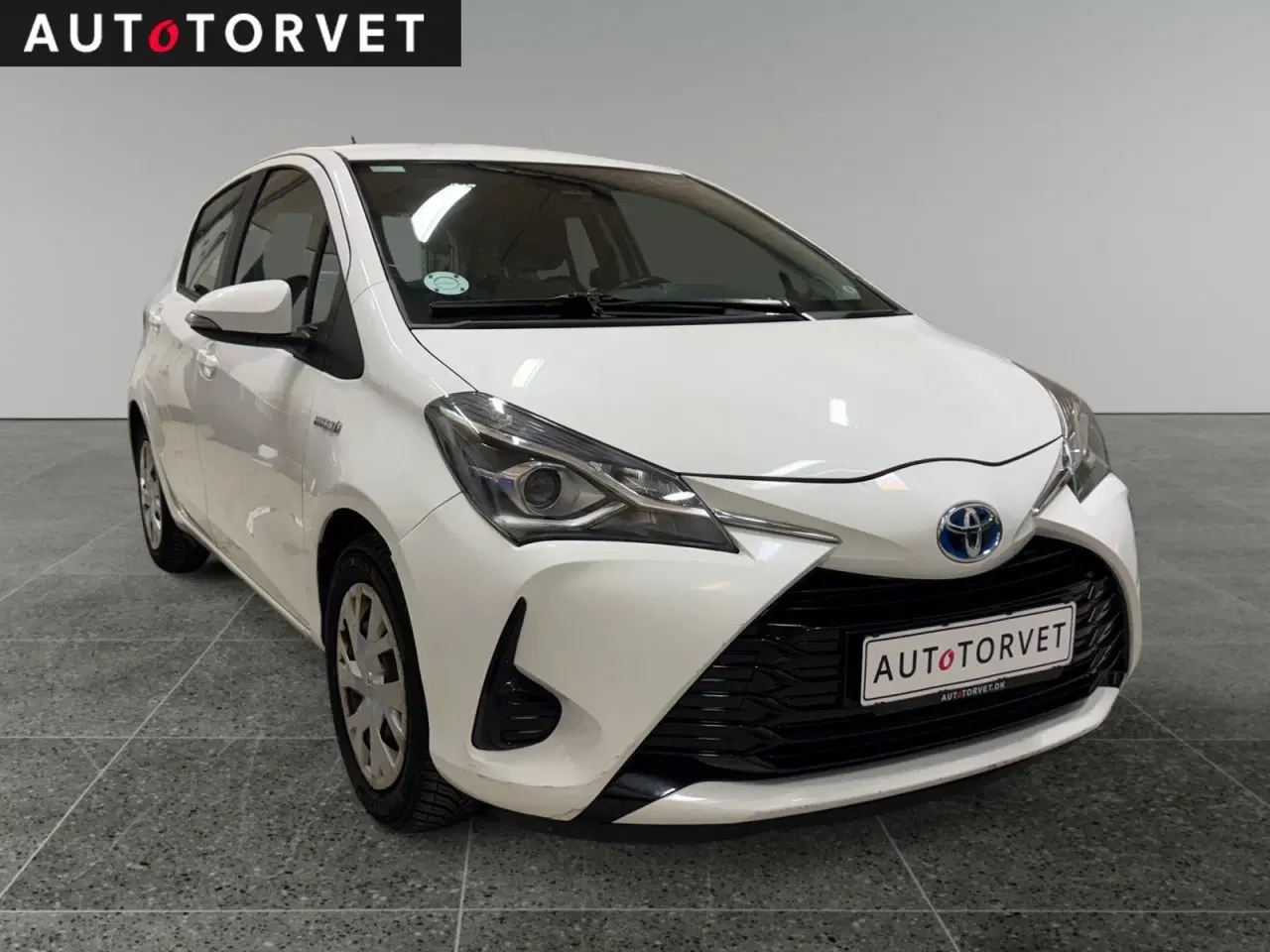 Billede 2 - Toyota Yaris 1,5 Hybrid H2 e-CVT Van