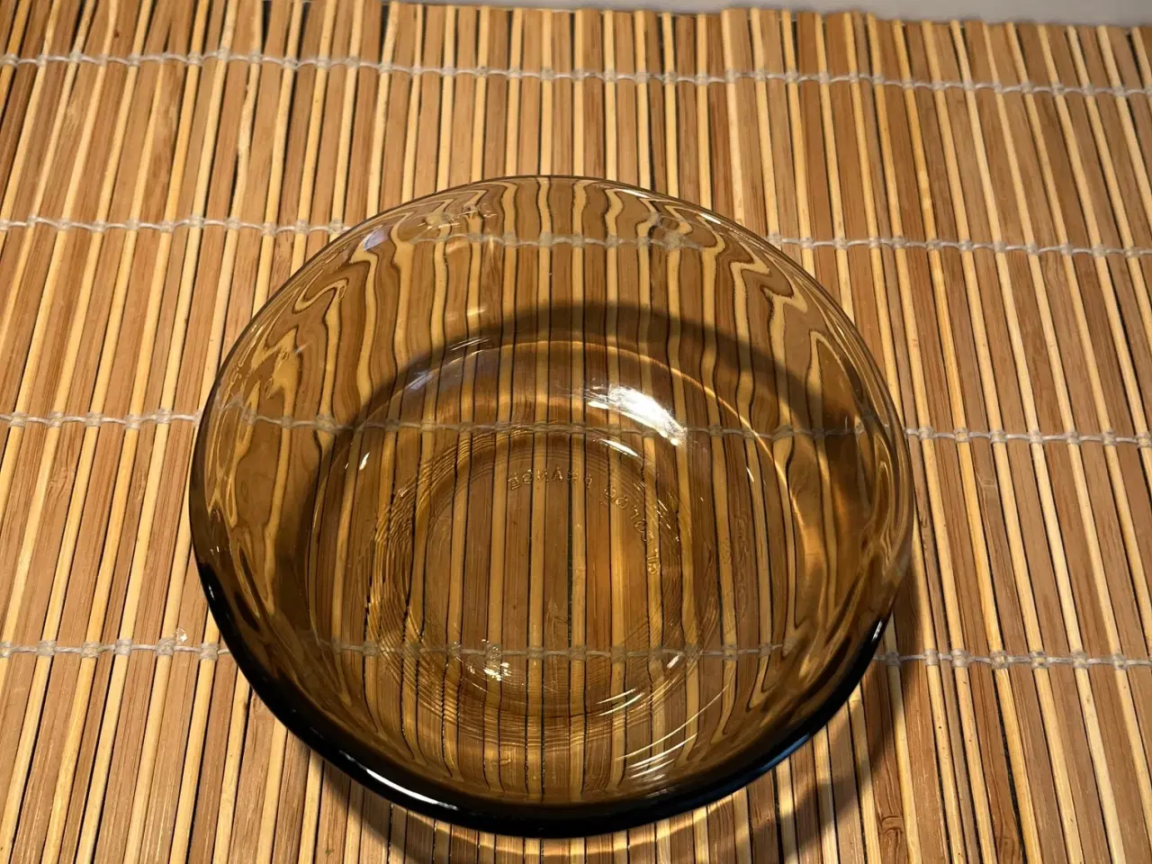 Billede 1 - Smuk retro Arcoroc skål i røgfarvet glas - vintage