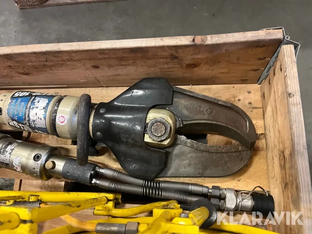 Billede 8 - Frigørelses værktøj + pumpestation