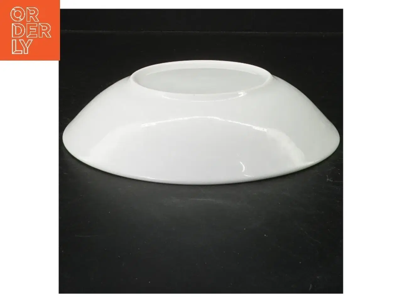 Billede 2 - Hvide keramiktallerkener (str. 19,5 cm)