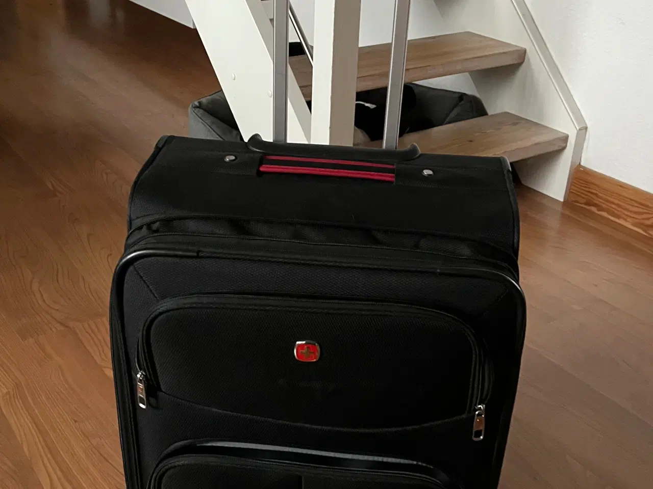Billede 3 - Trolley/ kuffert