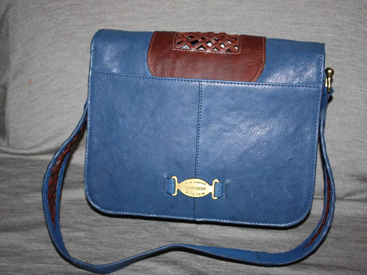 Billede 4 - Hidesign Blue solid sling bag