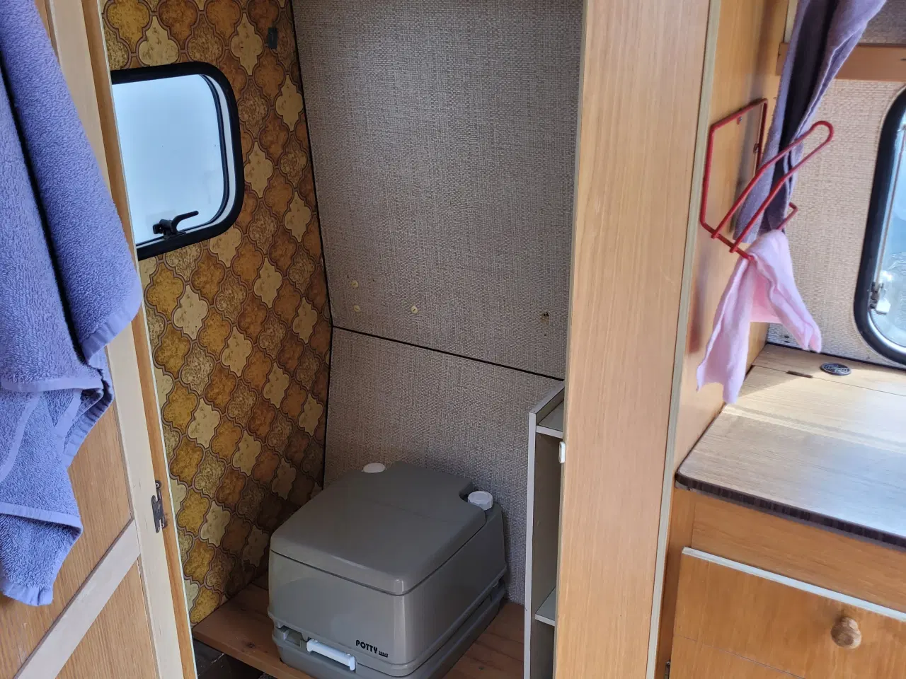 Billede 5 - Nysynet Veteran Campingvogn ”Fendt Joker” årg 84