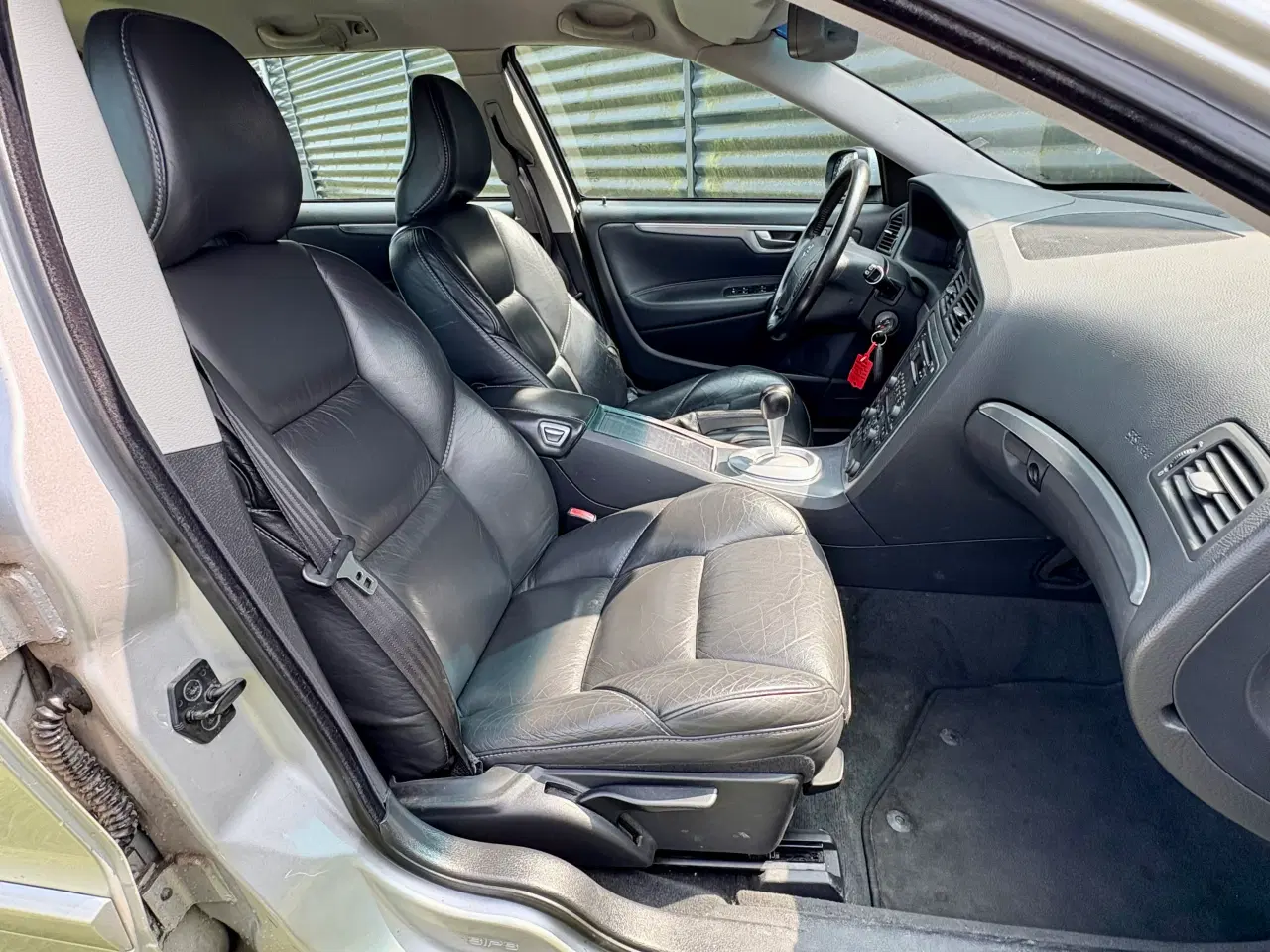 Billede 8 - Volvo V70 2,4 140 HK - Nysynet med lavt km-tal