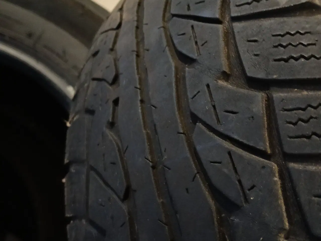 Billede 5 - 4x4 fælge med dæk