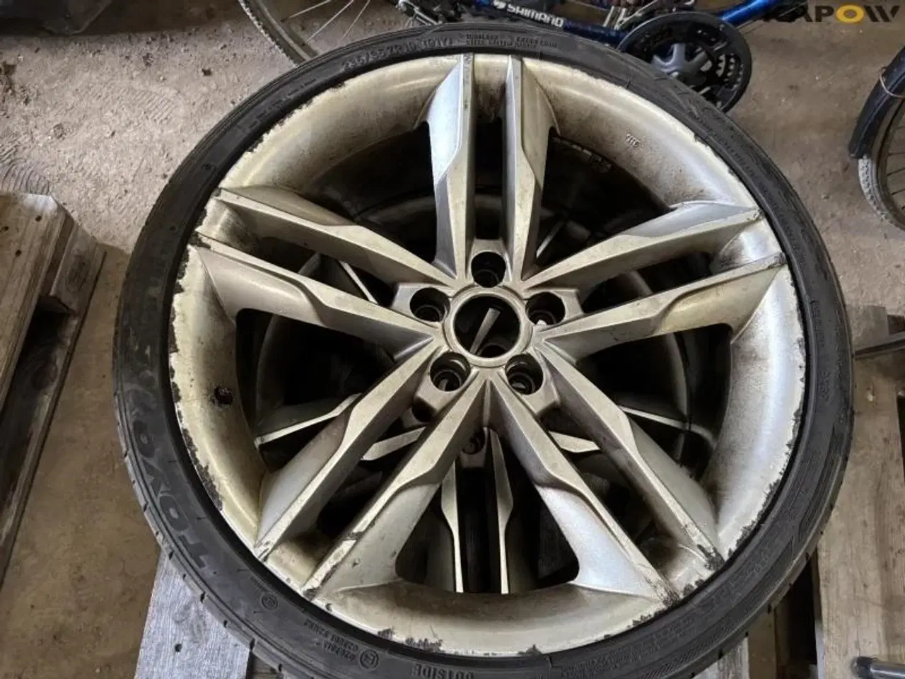 Billede 12 - - - - Alufælge med dæk 19"