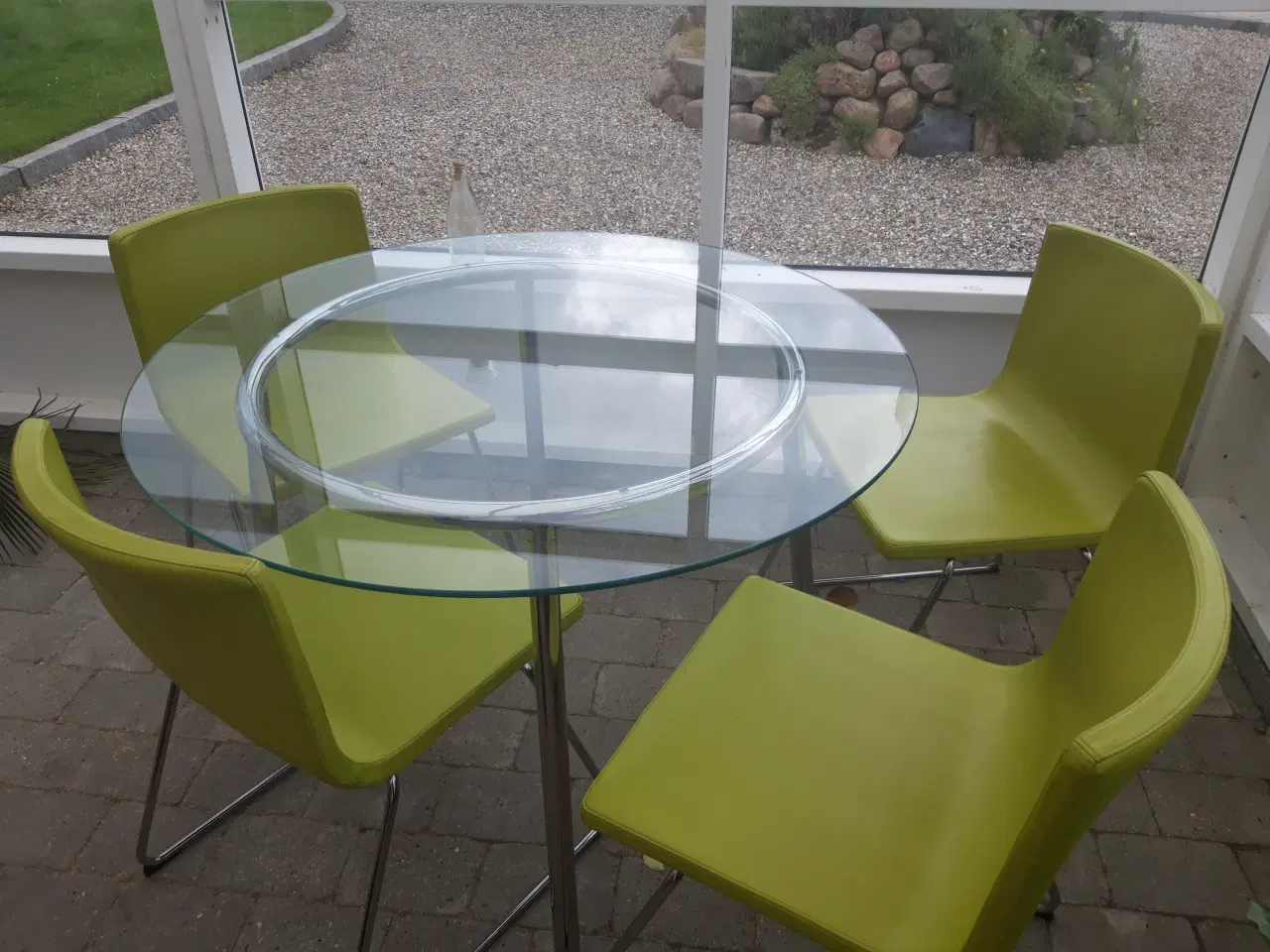 Billede 6 - Glasbord med 4 stole.