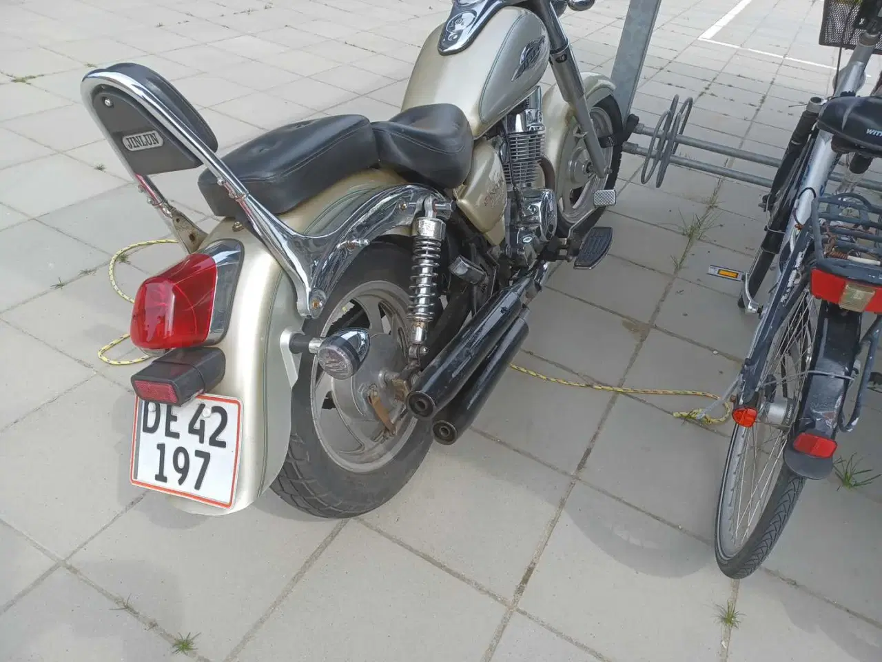 Billede 2 - NYSYNET kineser mc 250 ccm