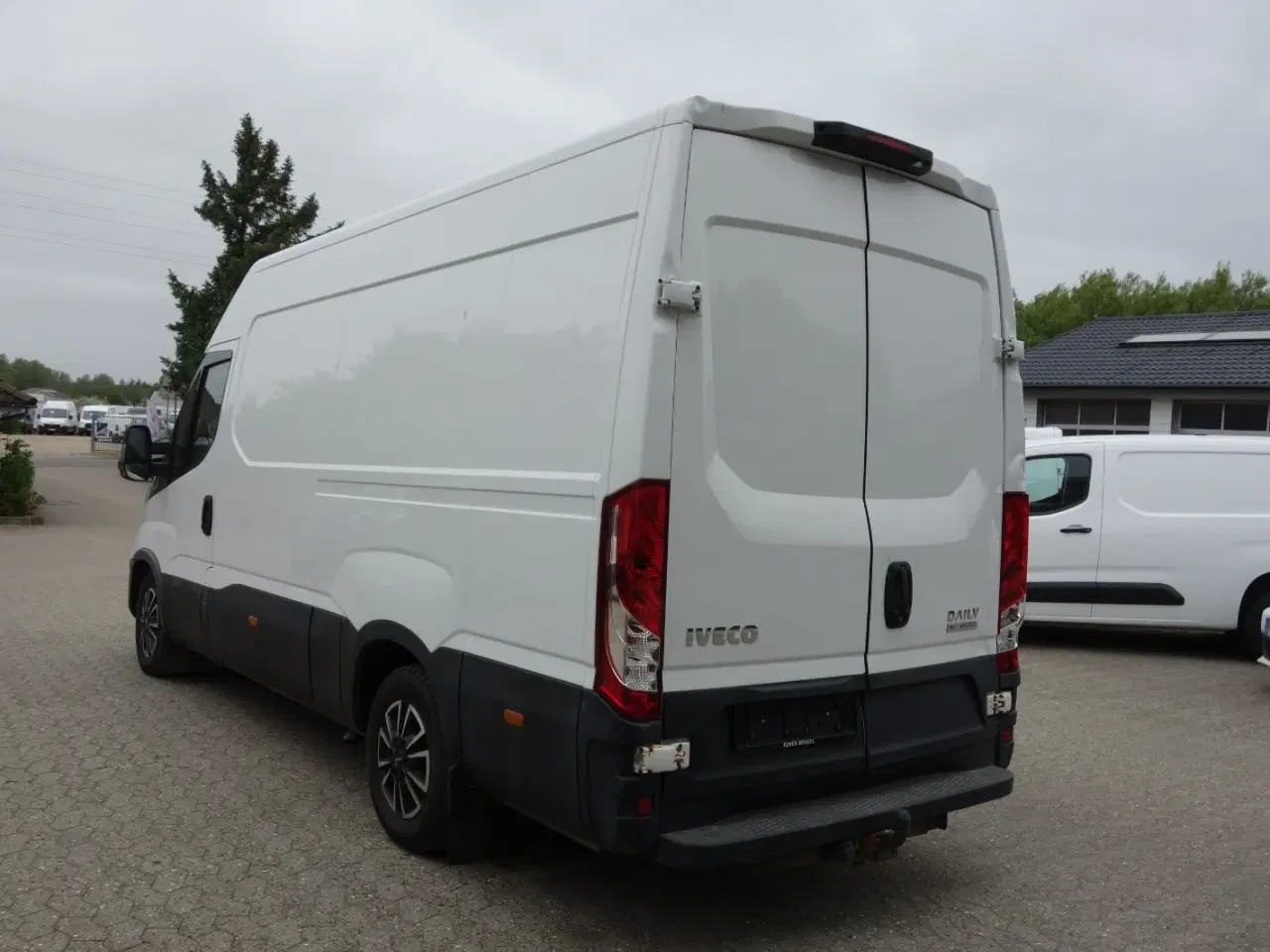 Billede 19 - Iveco Daily 2,3 35S16 12m³ Van AG8