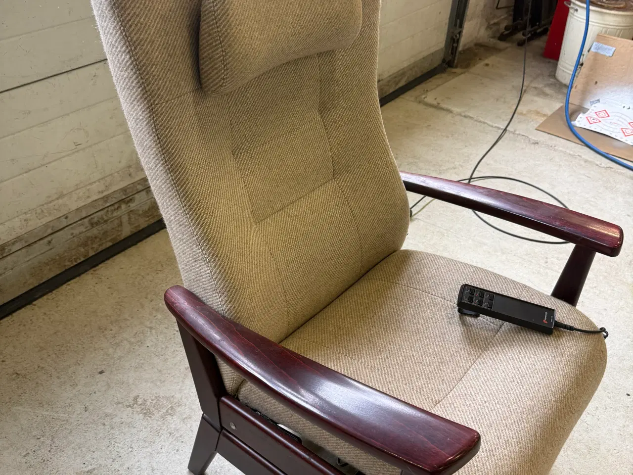 Billede 10 - Otiumstol med 3 motorer sædeløft ryg ben