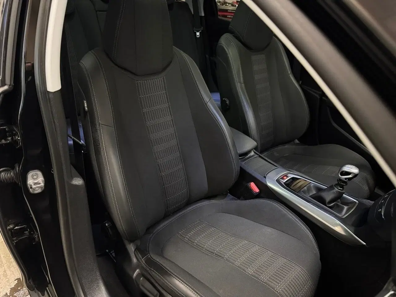 Billede 14 - Peugeot 308 1,6 BlueHDi 120 Allure Sky SW