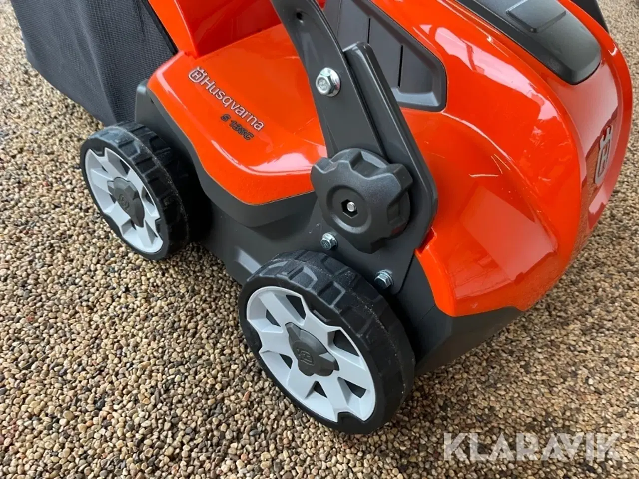 Billede 3 - Mosfjerne Husqvarna S138C