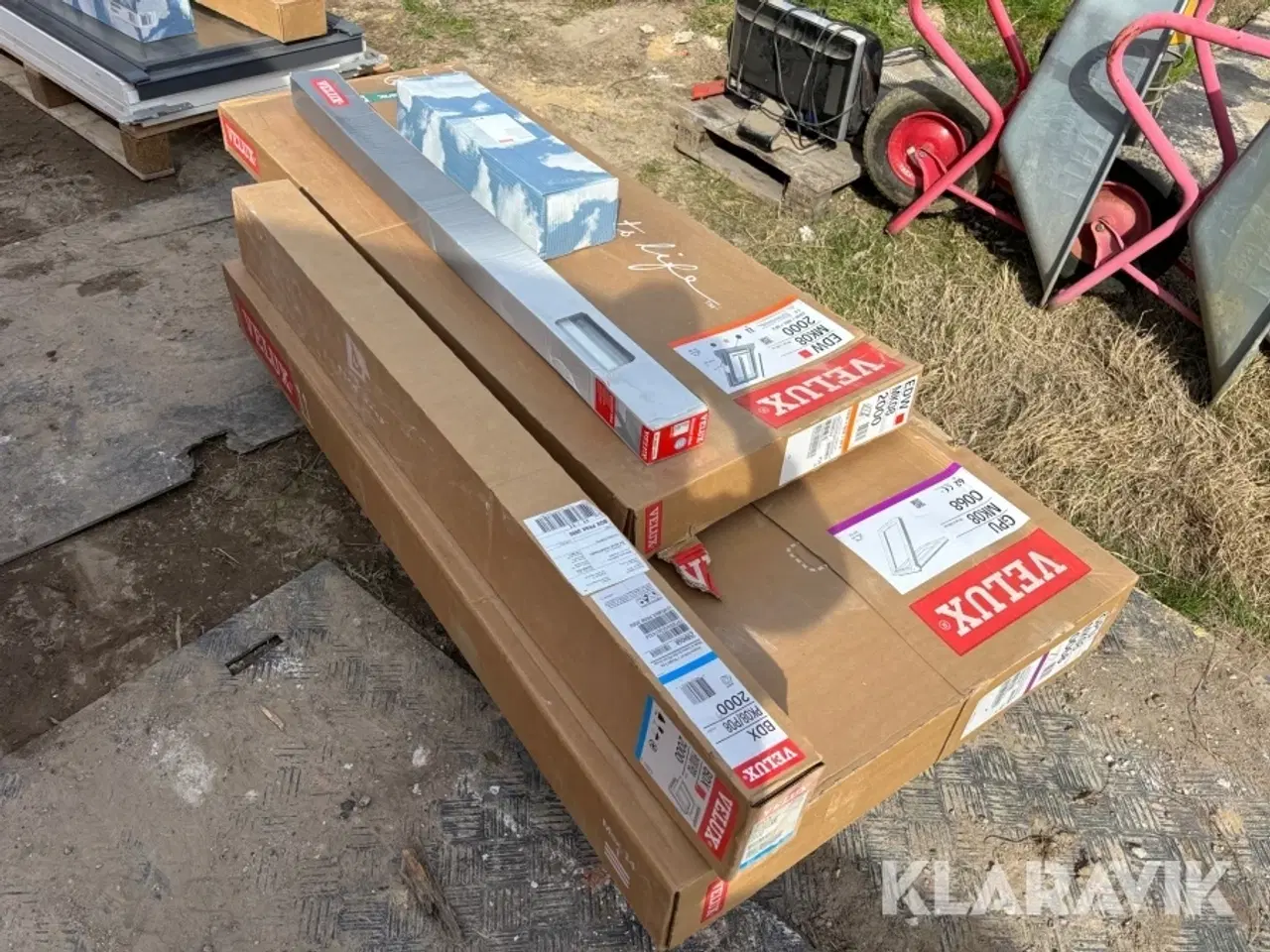 Billede 8 - Ovenlysvinduer (komplet) Velux med motor og gardin