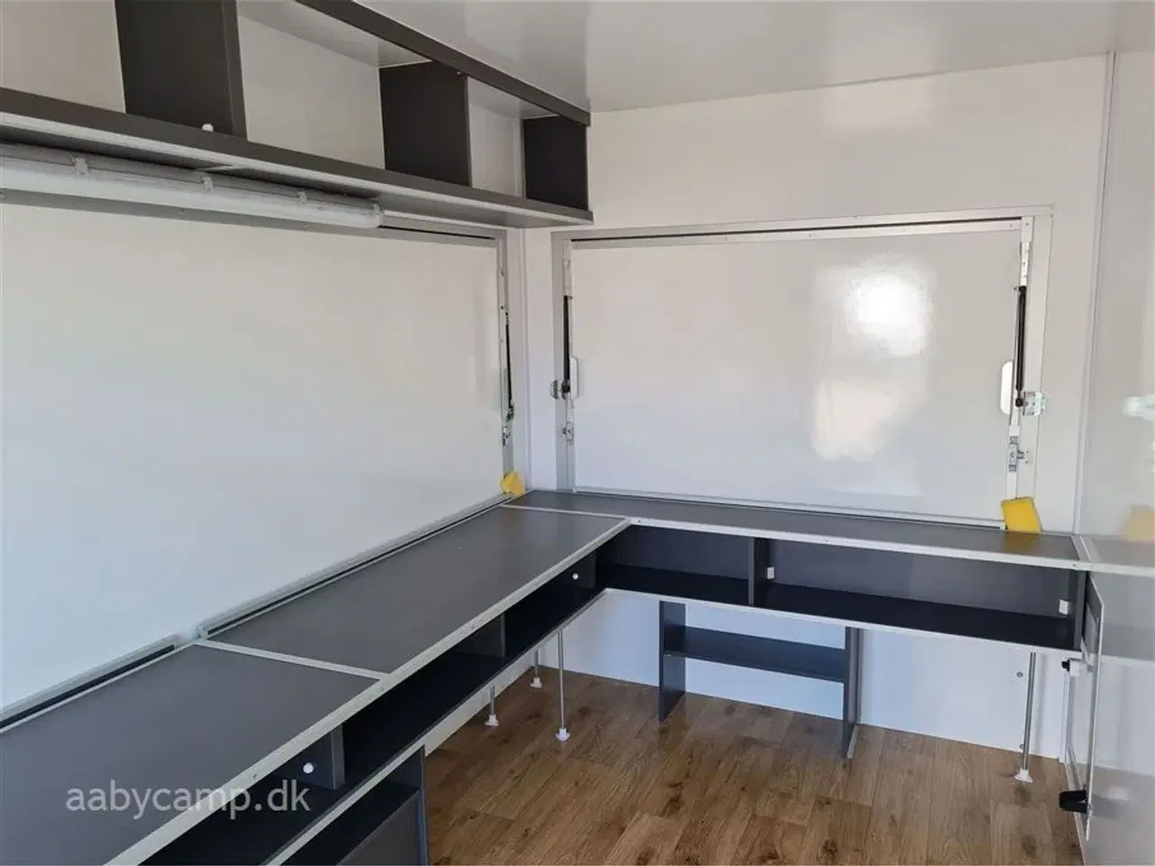 Billede 6 - 0 - Aabytrailer 362 Salgsvogn   Luksus model med Koksgrå indretning og træ look gulv