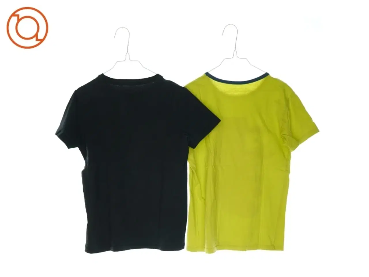 Billede 2 - T-Shirt (2 stk.) fra Name It (str. 146 cm)