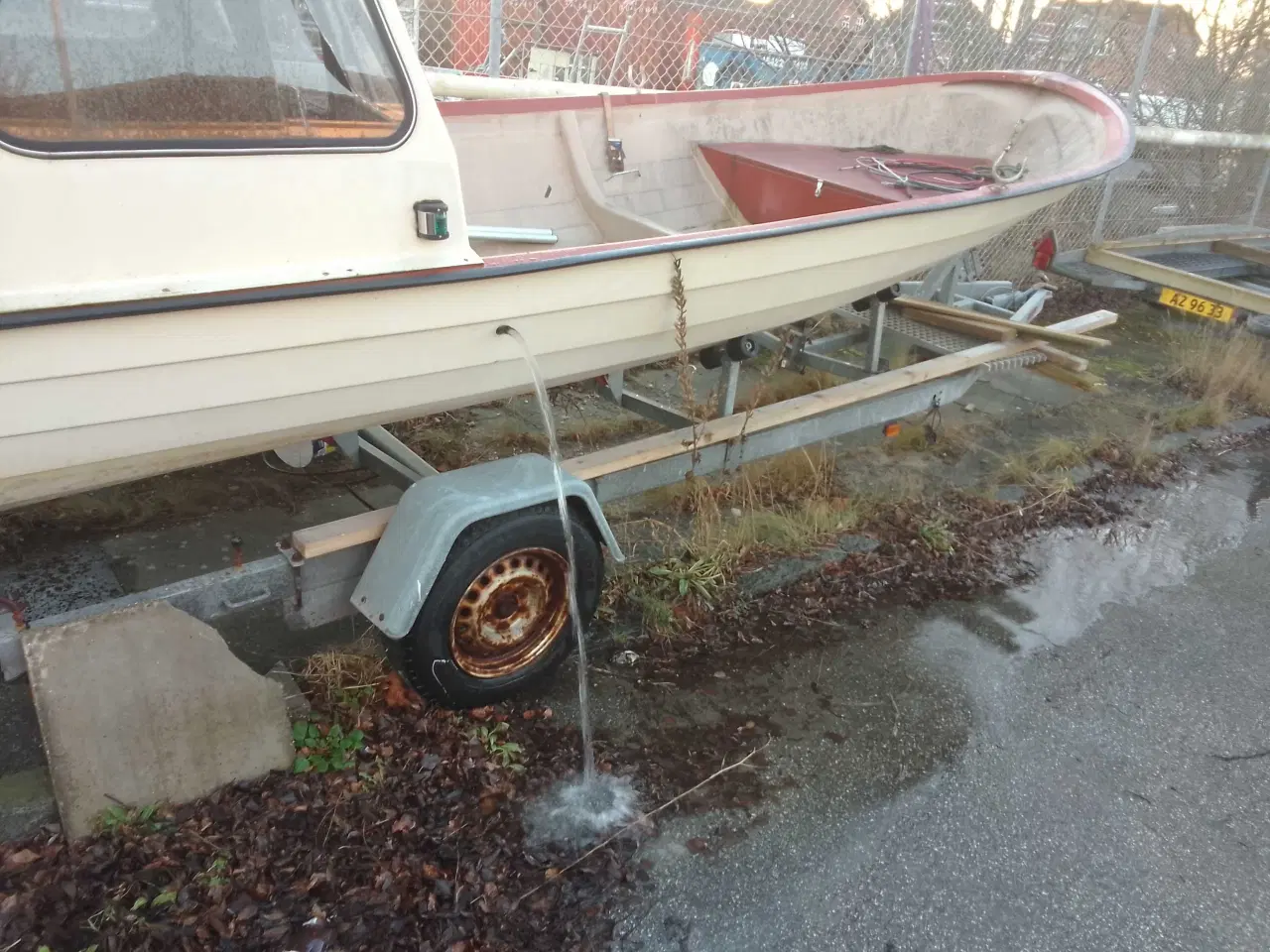 Billede 4 -  Uttern / sandstrøm med 40 hk. motor 