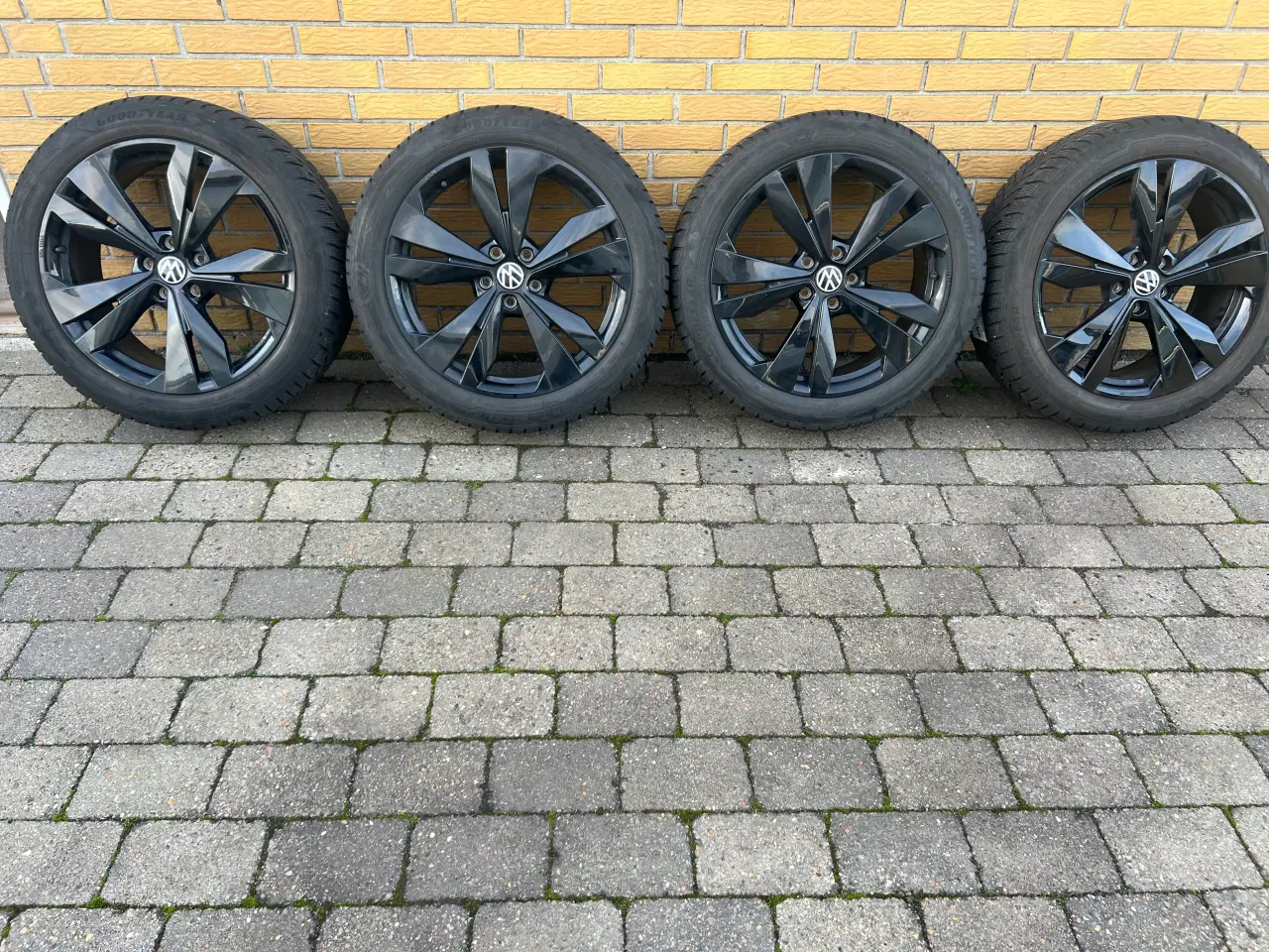 Billede 3 - 19" Org. VW ID.3 vinterhjul