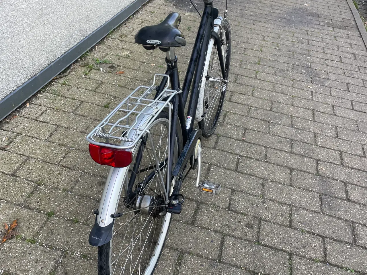 Billede 3 - damecykel. Batavus 28 tommer   7 ,gear, aluminum 