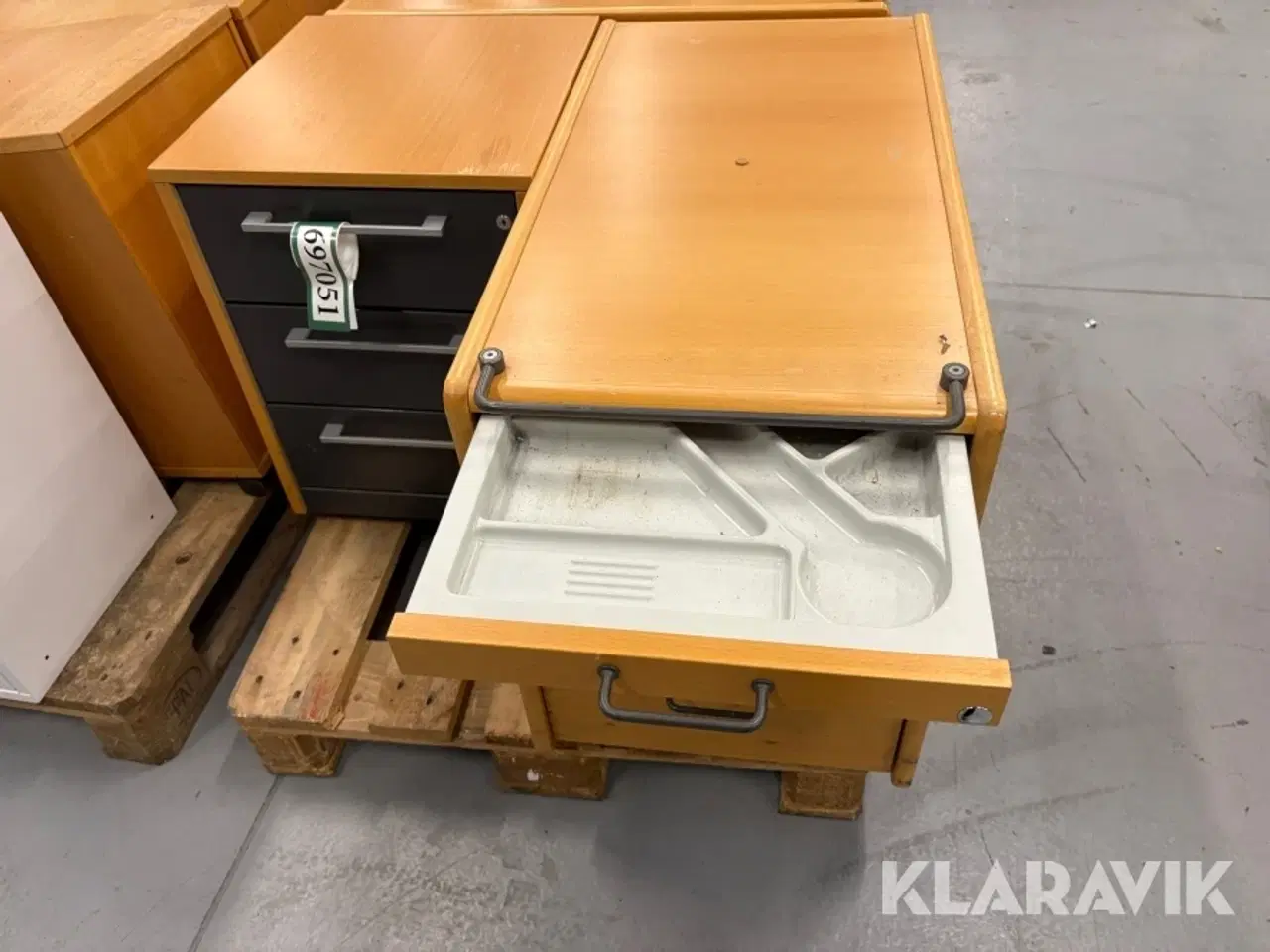 Billede 7 - Kontormøbler - 7 enheder