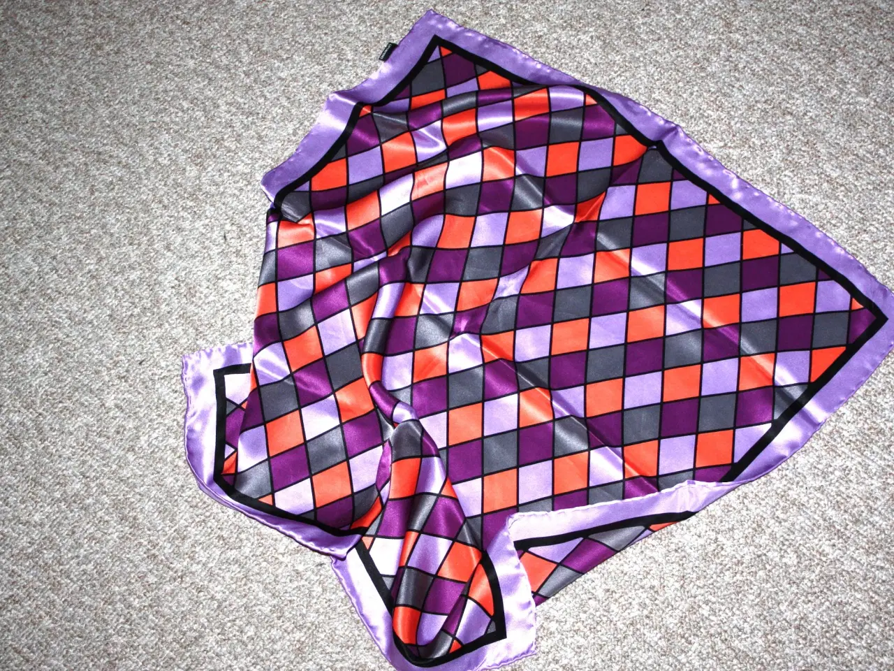 Billede 1 - Vintage Openmind silke tørklæde 53 cm x 53 cm