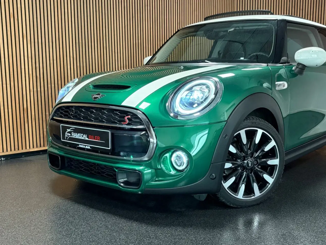 Billede 2 - MINI Cooper S 2,0 Experience aut.