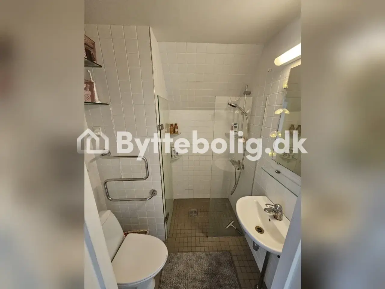 Billede 11 - Hyggelig lejlighed i Vanløse til bytte