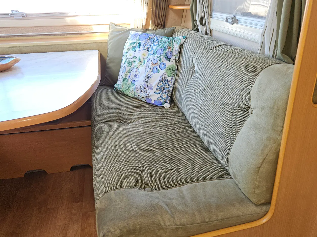 Billede 10 - Kabe Briljant XL – Helårsegnet