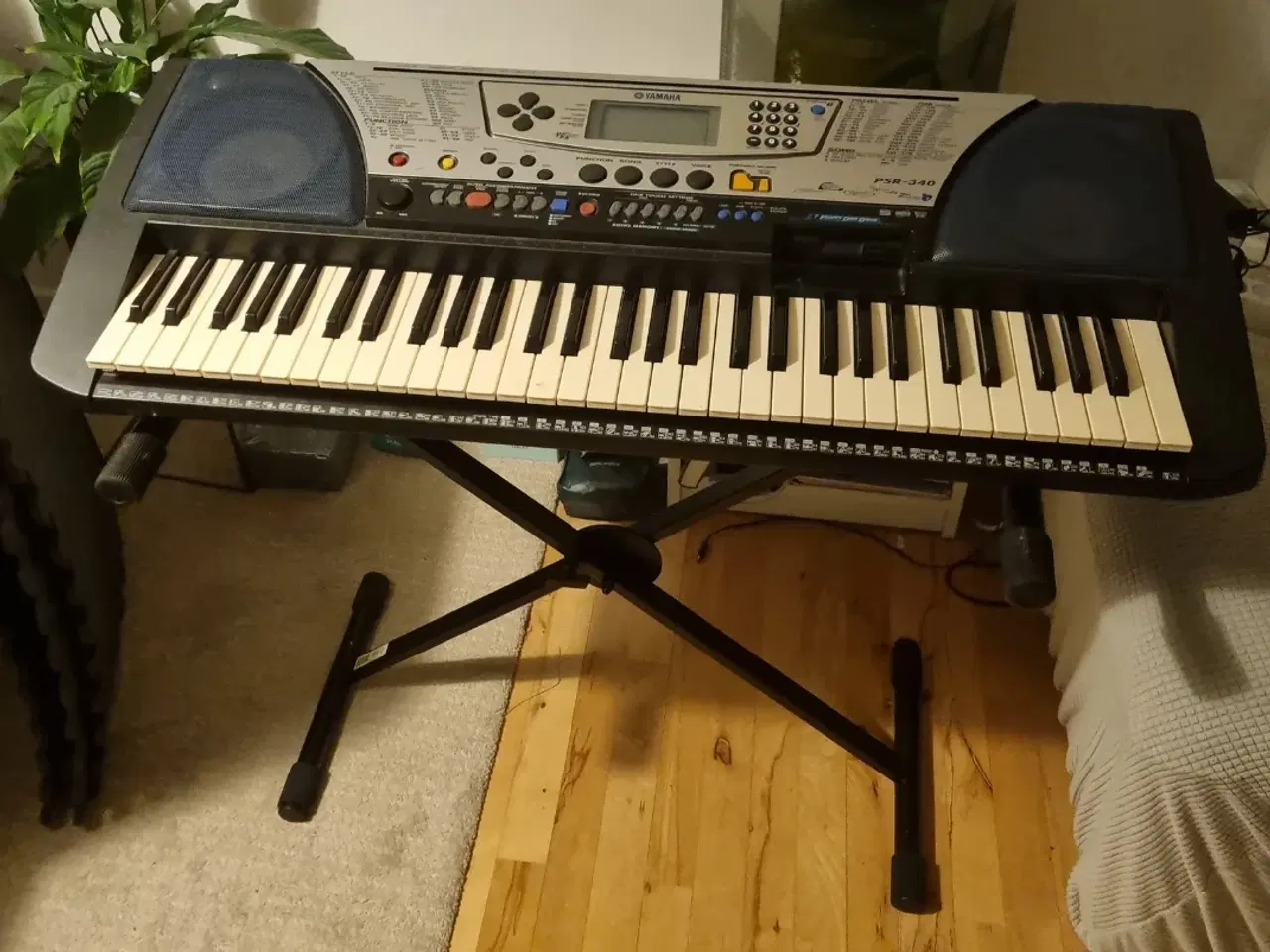 Billede 3 - Yamaha PSR-340 keyboard til salg
