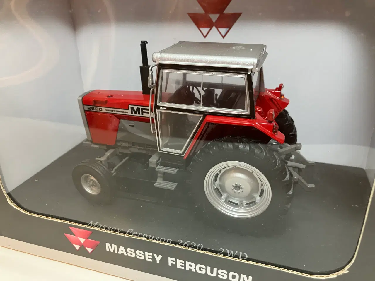 Billede 2 - 1:32 Massey Ferguson 2620 2WD