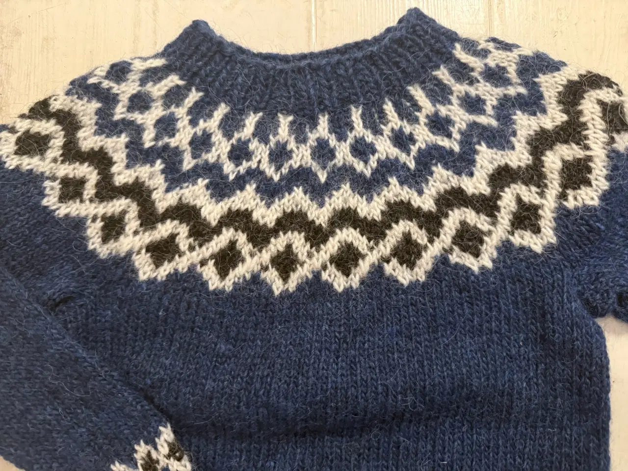Billede 2 - Sweater Islandsk Uld