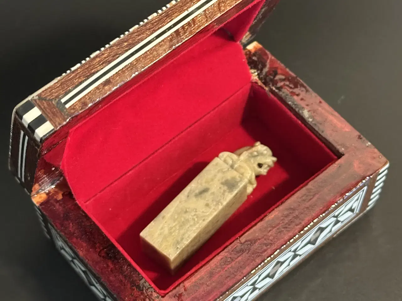 Billede 9 - Vintage egyptisk smykkeskrin med perlemor