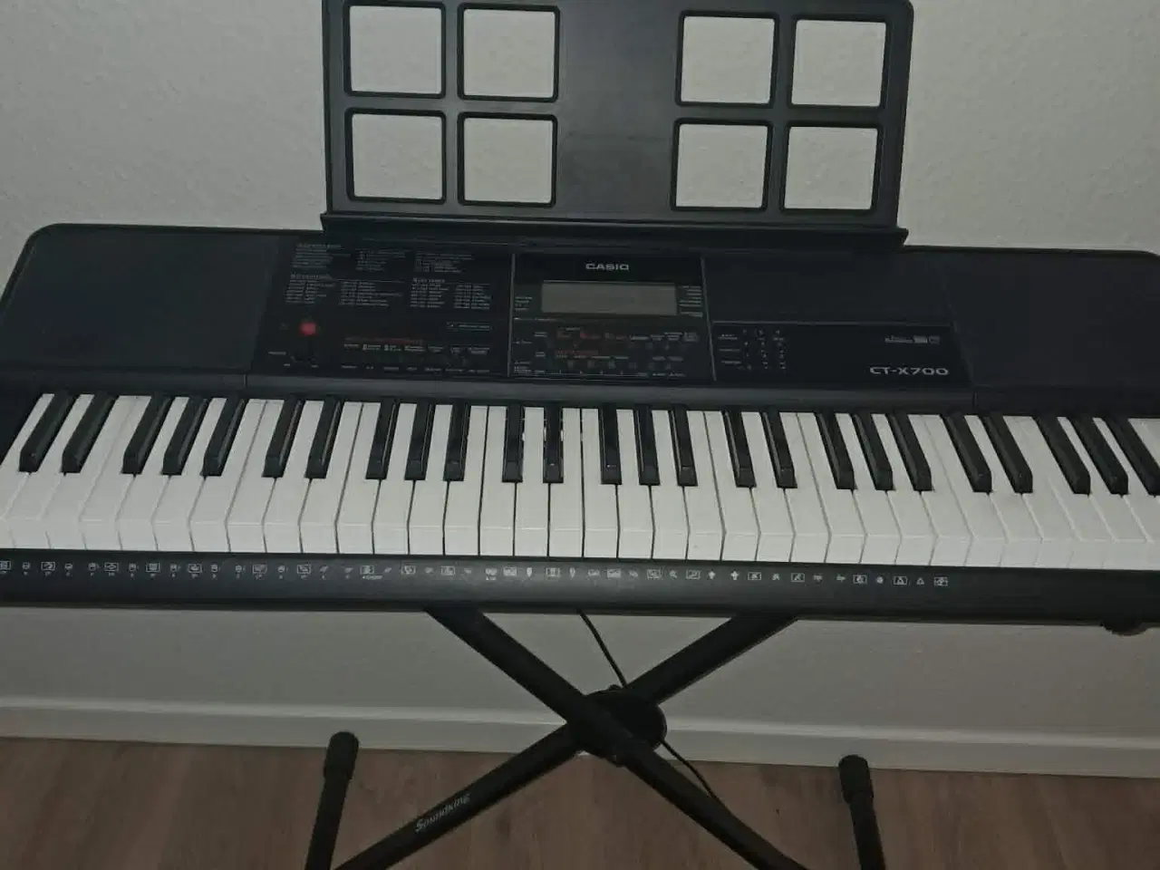 Billede 1 - Casio CT-X700