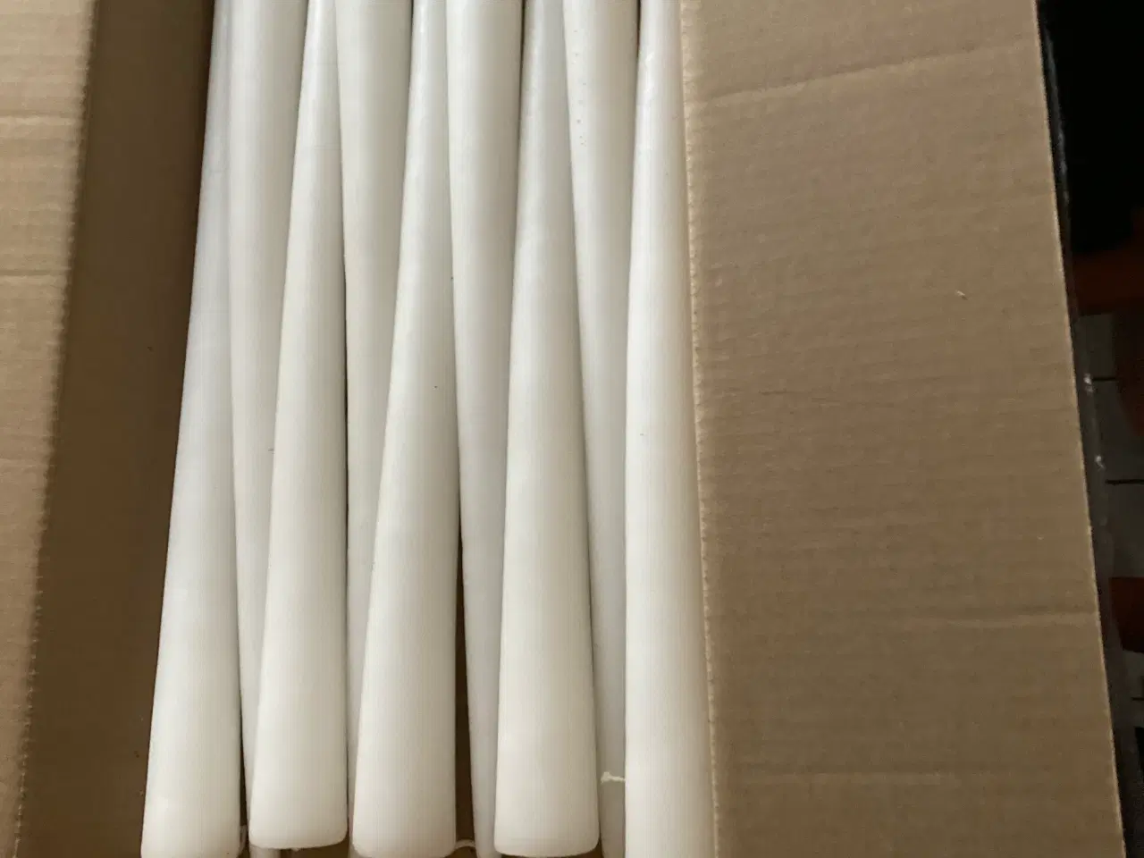 Billede 1 - 9 stk. flotte hvide stearinlys