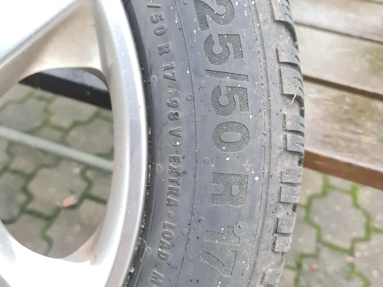 Billede 2 - 4 stk. original Volvo fælger 225-50R17