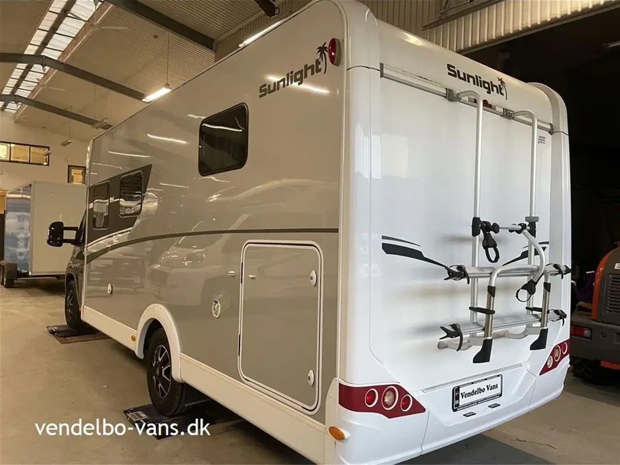 Billede 2 - 2021 - SunLight T 68 Adventure Edition   Enkeltsenge og stor garage