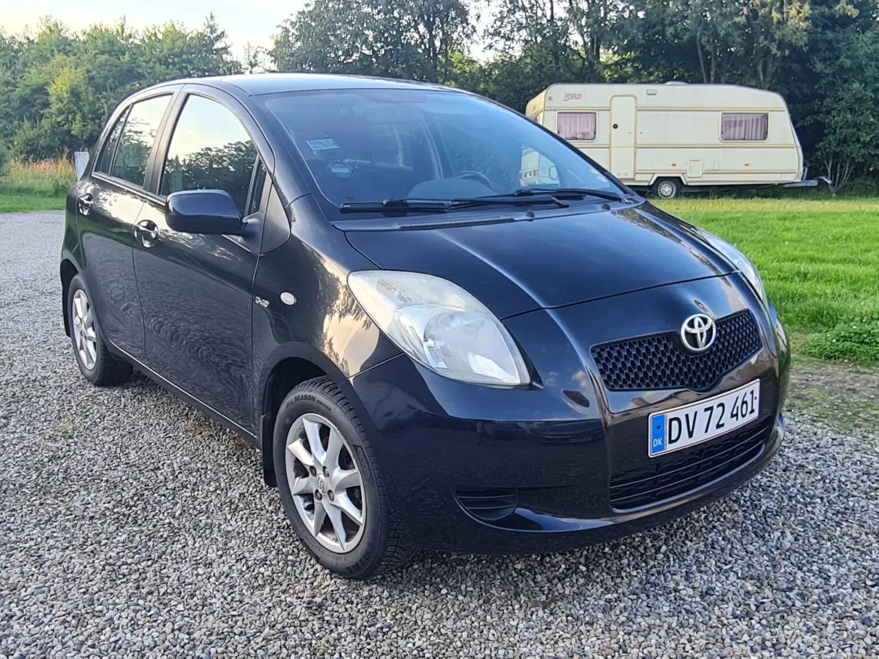 Billede 8 - Toyota yaris 1.4 D4D NYSYNET flot og velholdt 