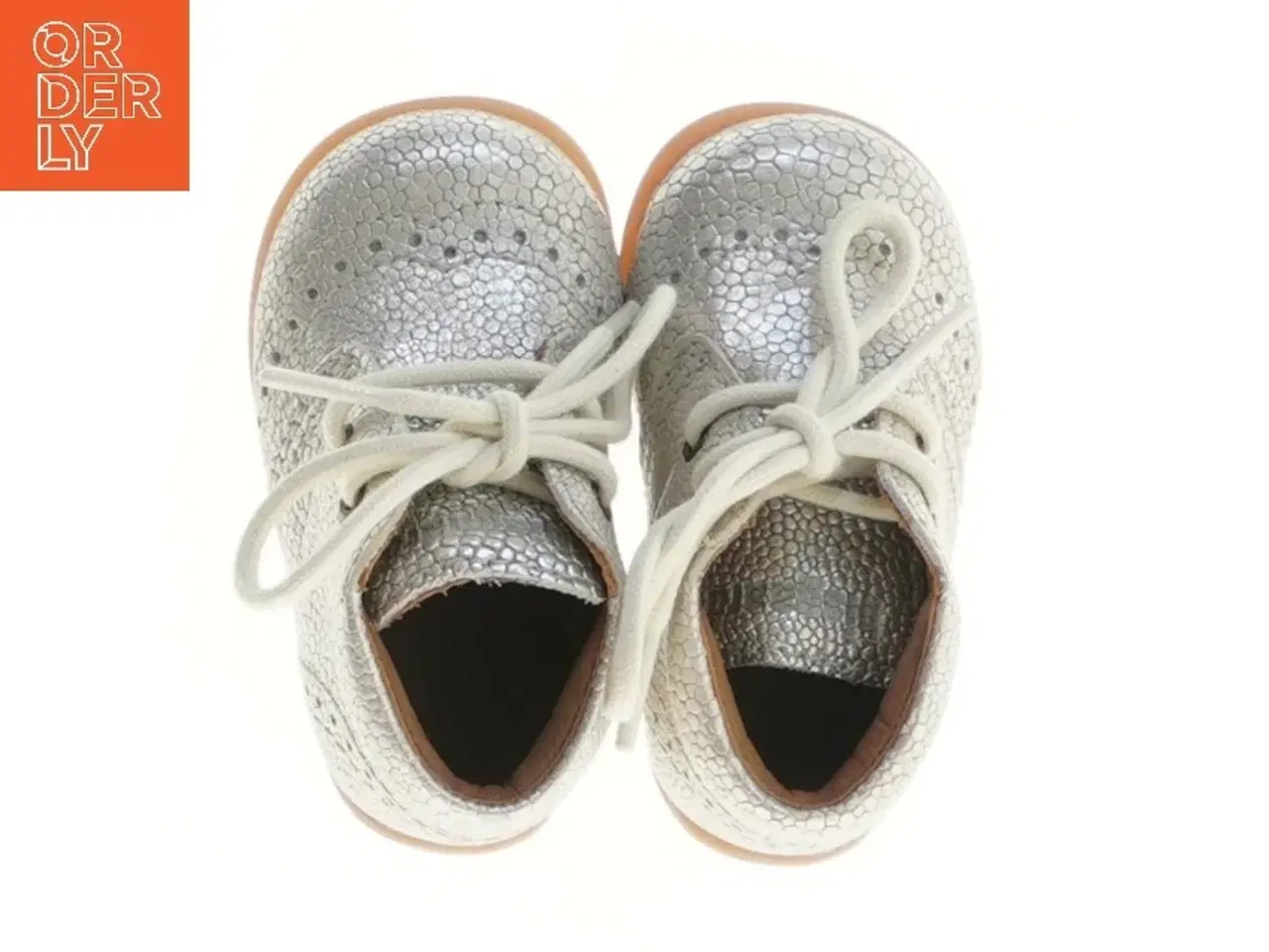 Billede 2 - Nye Sølv børnesko fra Bisgaard (str. 18 )