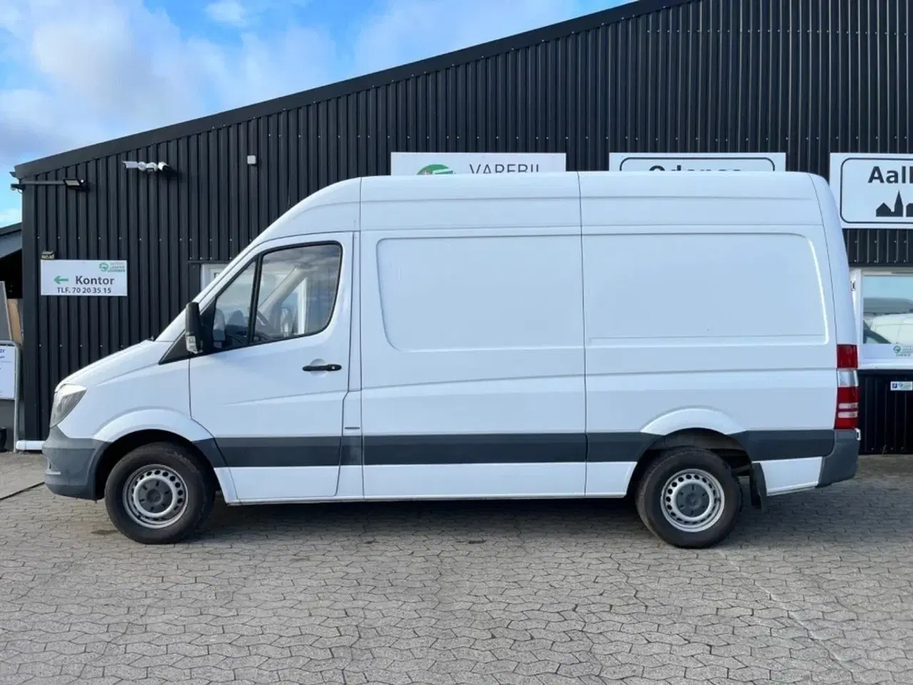 Billede 1 - Mercedes Sprinter 216 2,2 CDi R2 Kassevogn