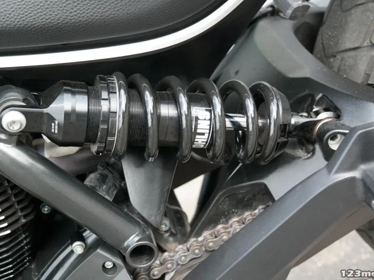 Billede 24 - Ducati Scrambler Icon Dark MC-SYD       BYTTER GERNE